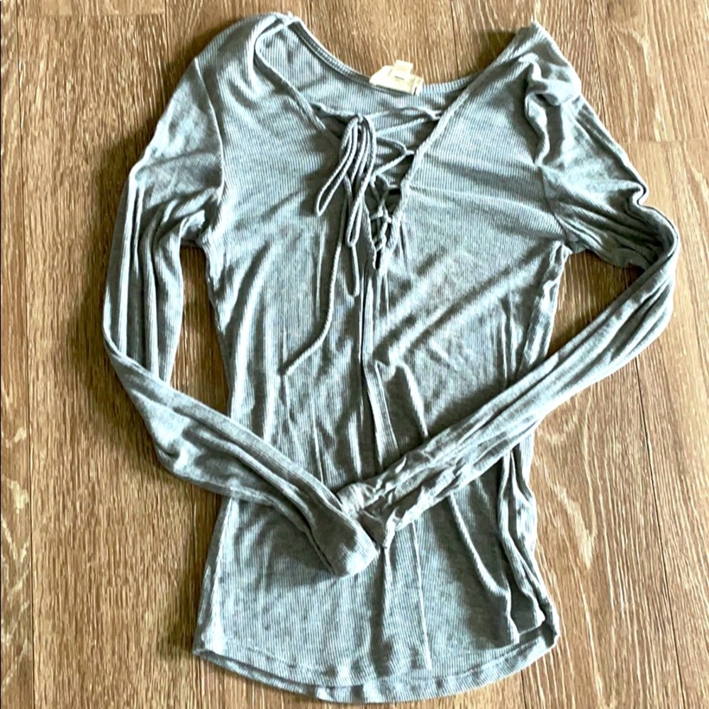 Gray ribbed lace up long sleeve